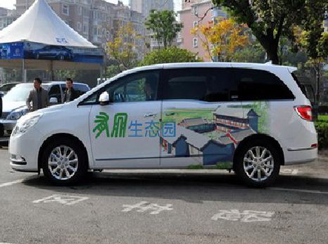 邵东户外车贴喷绘如何保持效果?